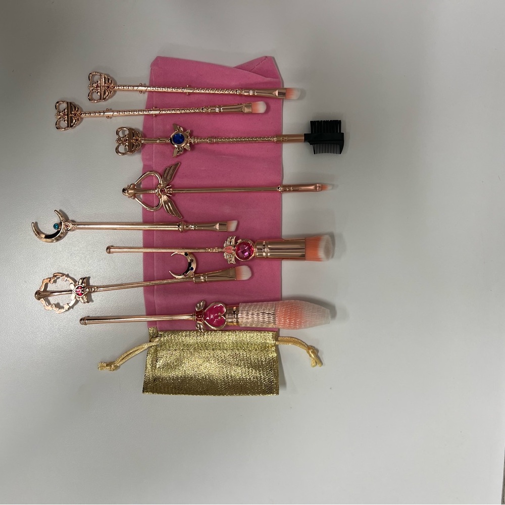Rose Gold Makeup Brush Set with Pink Accents